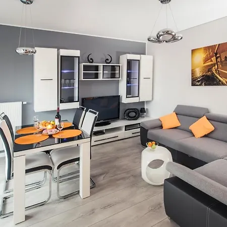 Chmielna Park By Comfort Apartament *